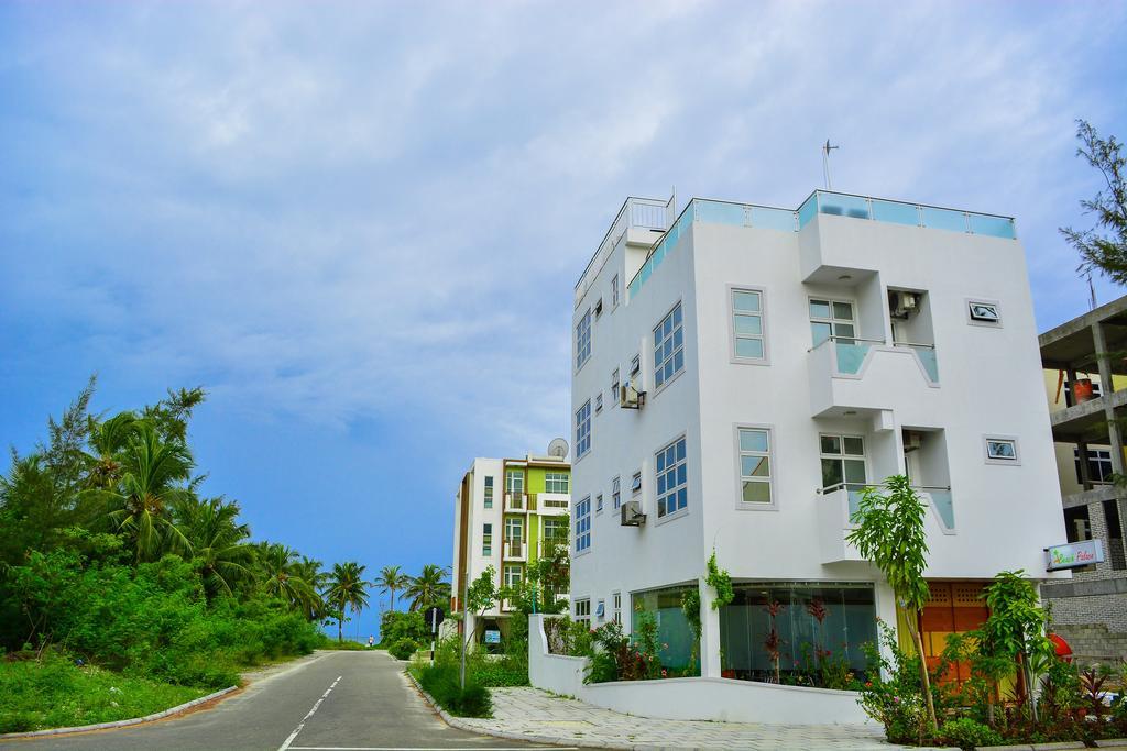 Beach Palace Hulhumale Exteriör bild