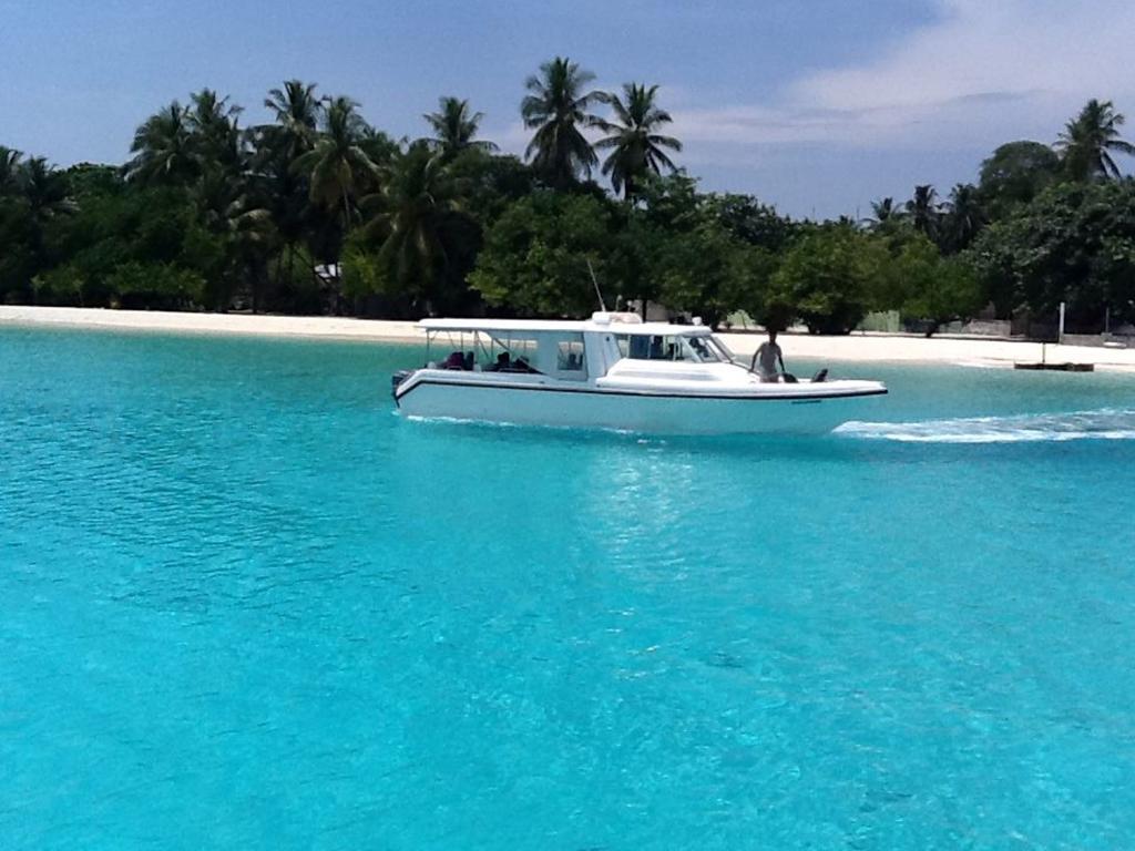 Beach Palace Hulhumale Exteriör bild